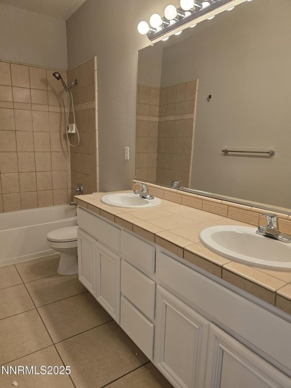 Reno, Nevada, 89521, United States, 3 Bedrooms Bedrooms, ,2 BathroomsBathrooms,Residential,Forsale,1936778