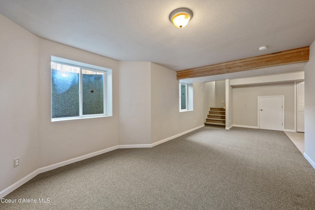 Coeur d'Alene, Idaho, 83815, United States, 4 Bedrooms Bedrooms, ,3 BathroomsBathrooms,Residential,Forsale,1913889