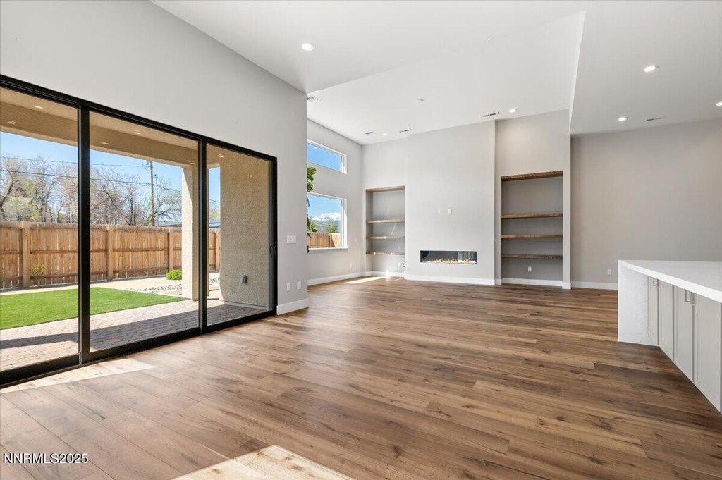 Reno, Nevada, 89521, United States, 3 Bedrooms Bedrooms, ,3.5 BathroomsBathrooms,Residential,Forsale,1993790