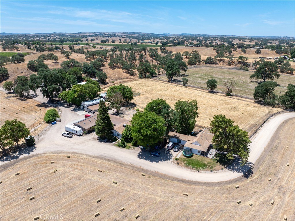 Paso Robles, California, 93446, United States, 12 Bedrooms Bedrooms, ,7.5 BathroomsBathrooms,Residential,Forsale,1899801