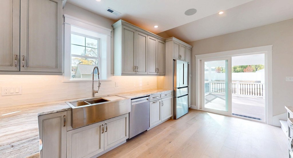 Linwood, New Jersey, 08221, United States, 5 Bedrooms Bedrooms, ,4 BathroomsBathrooms,Residential,Forsale,1933752