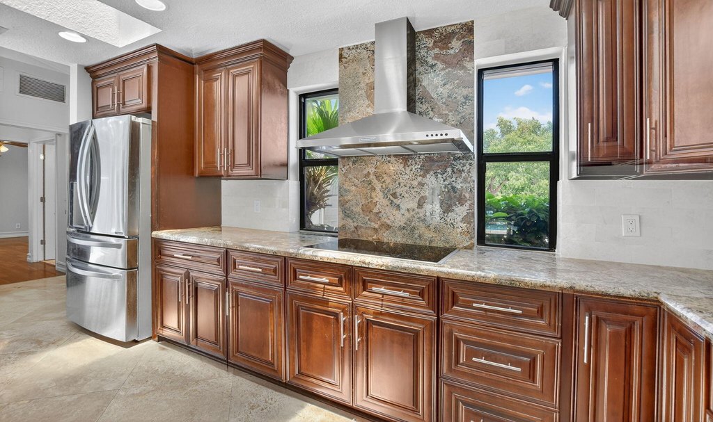 Boca Raton, Florida, 33487, United States, 5 Bedrooms Bedrooms, ,4 BathroomsBathrooms,Residential,Forsale,1905180