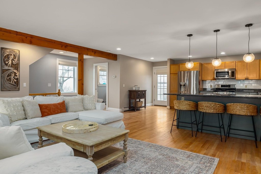 Hampton, New Hampshire, 03842, United States, 4 Bedrooms Bedrooms, ,3.5 BathroomsBathrooms,Residential,Forsale,1941231