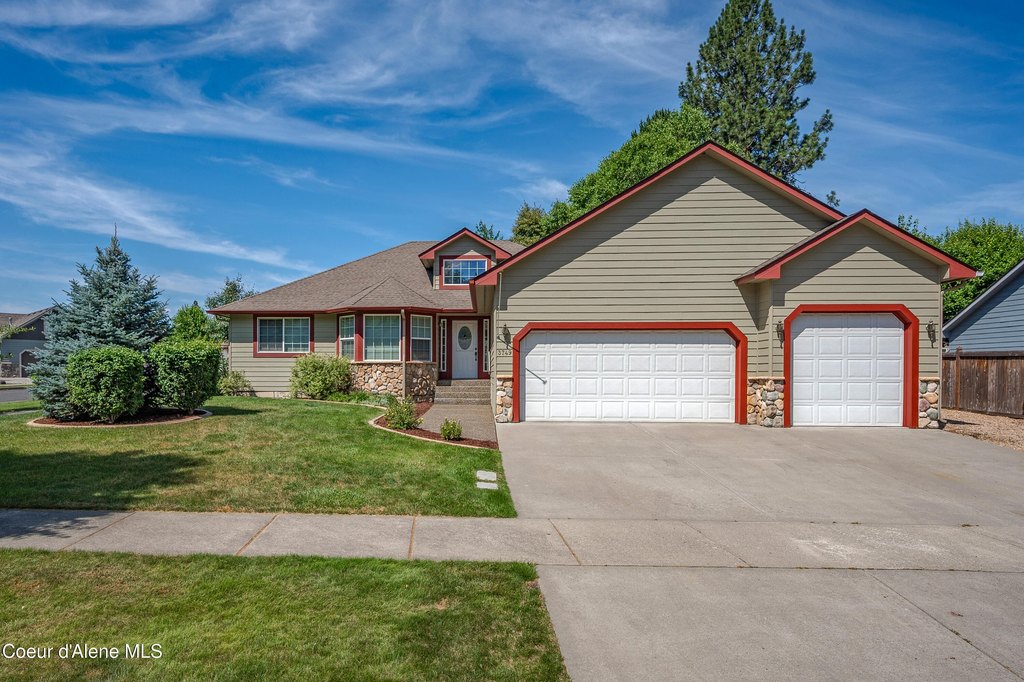 Coeur d'Alene, Idaho, 83815, United States, 4 Bedrooms Bedrooms, ,3 BathroomsBathrooms,Residential,Forsale,1913889