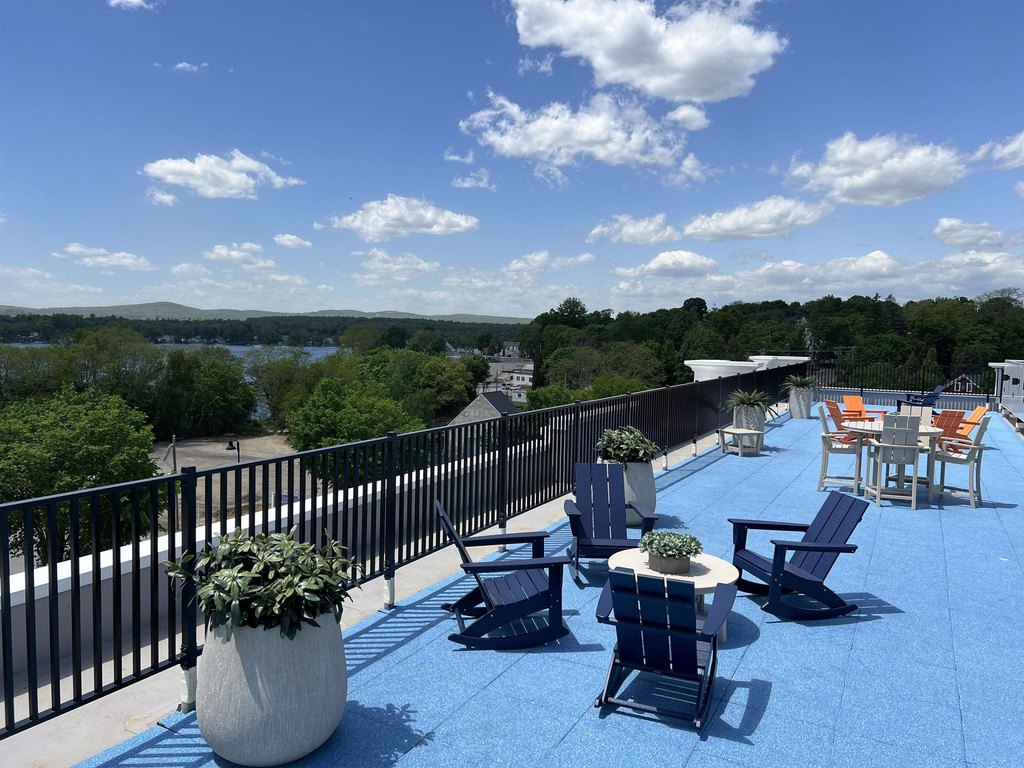 Laconia, New Hampshire, 03246, United States, 2 Bedrooms Bedrooms, ,2 BathroomsBathrooms,Residential,Forsale,1941247