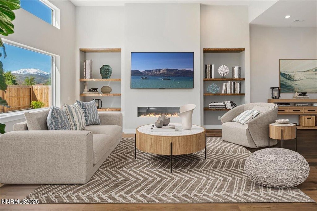 Reno, Nevada, 89521, United States, 3 Bedrooms Bedrooms, ,3.5 BathroomsBathrooms,Residential,Forsale,1993790
