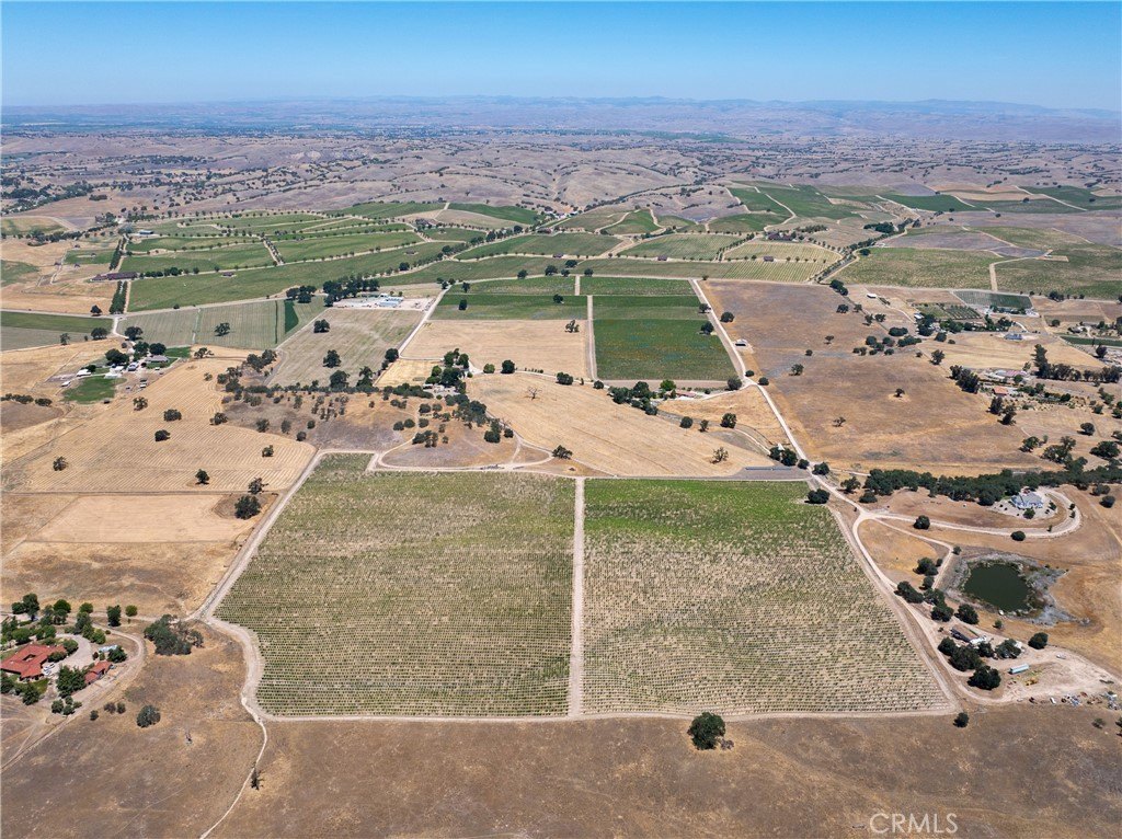 Paso Robles, California, 93446, United States, 12 Bedrooms Bedrooms, ,7.5 BathroomsBathrooms,Residential,Forsale,1899801