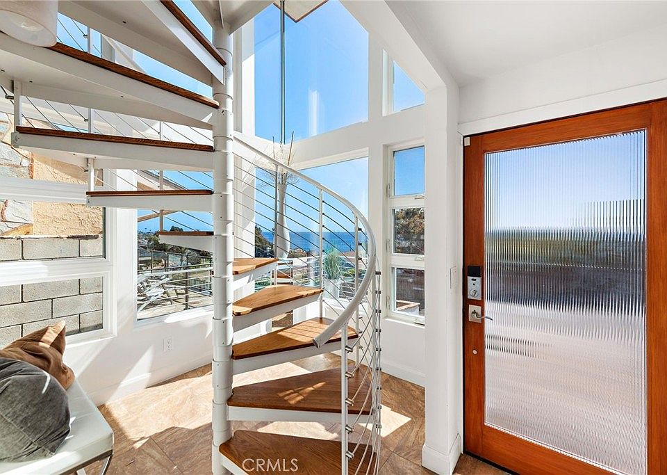 Laguna Beach, California, 92651, United States, 3 Bedrooms Bedrooms, ,3 BathroomsBathrooms,Residential,Forsale,1884154