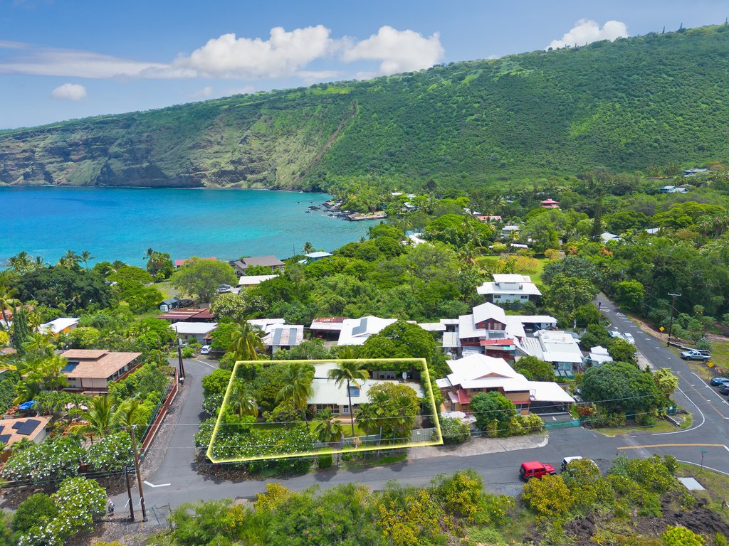 Captain Cook, Hawaii, 96704, United States, 5 Bedrooms Bedrooms, ,2.5 BathroomsBathrooms,Residential,Forsale,1972275