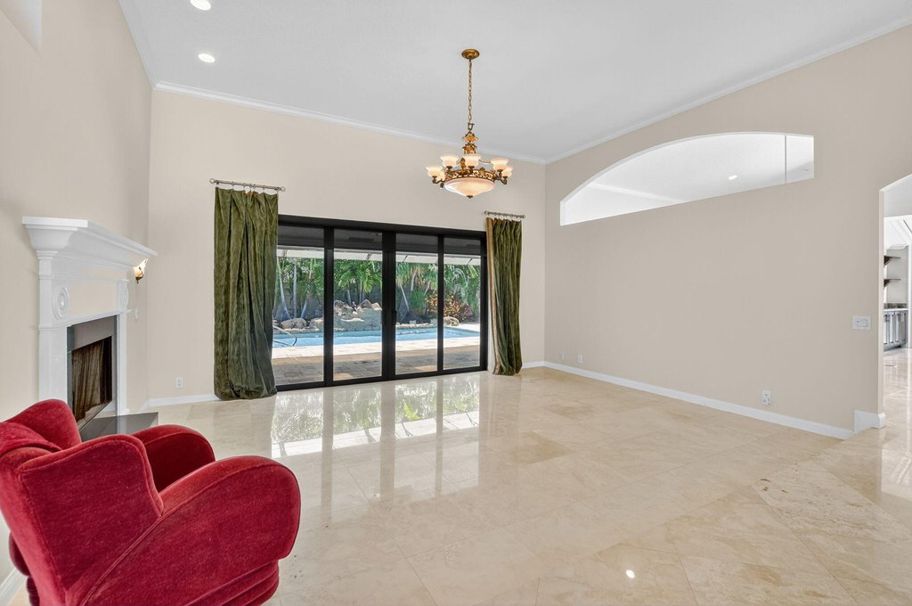 Boca Raton, Florida, 33487, United States, 5 Bedrooms Bedrooms, ,4 BathroomsBathrooms,Residential,Forsale,1905180