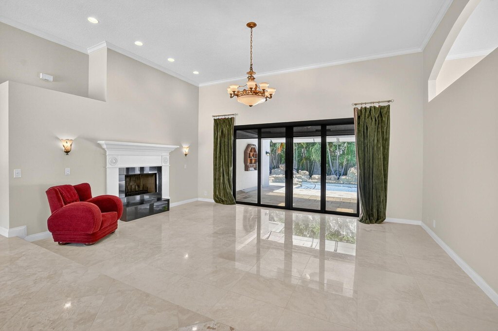 Boca Raton, Florida, 33487, United States, 5 Bedrooms Bedrooms, ,4 BathroomsBathrooms,Residential,Forsale,1905180