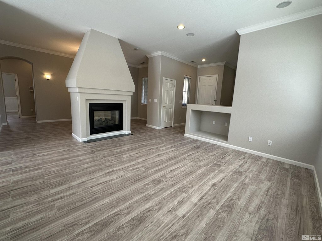 Reno, Nevada, 89521, United States, 3 Bedrooms Bedrooms, ,2 BathroomsBathrooms,Residential,Forsale,1936778