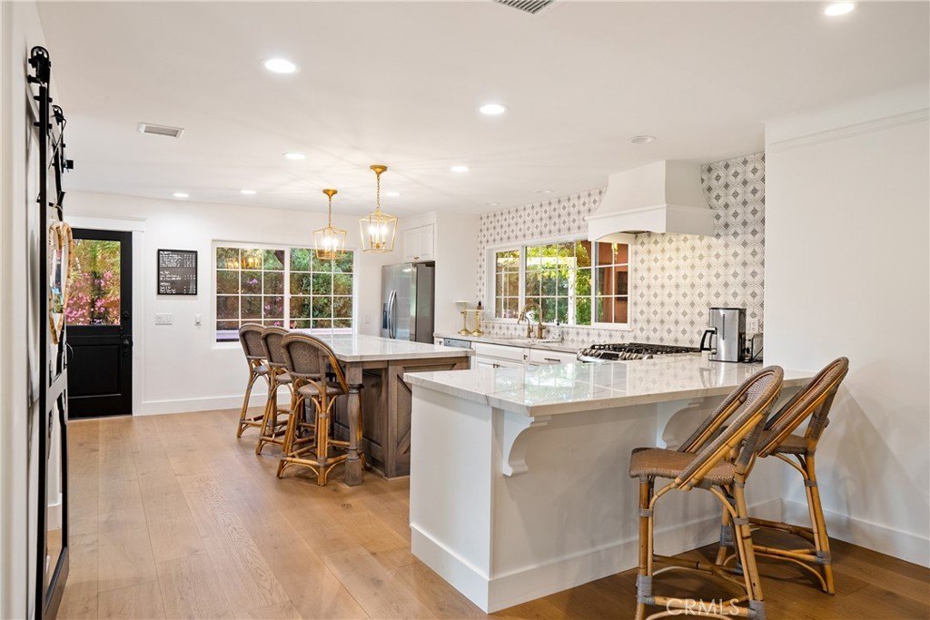 Paso Robles, California, 93446, United States, 3 Bedrooms Bedrooms, ,2 BathroomsBathrooms,Residential,Forsale,1899803