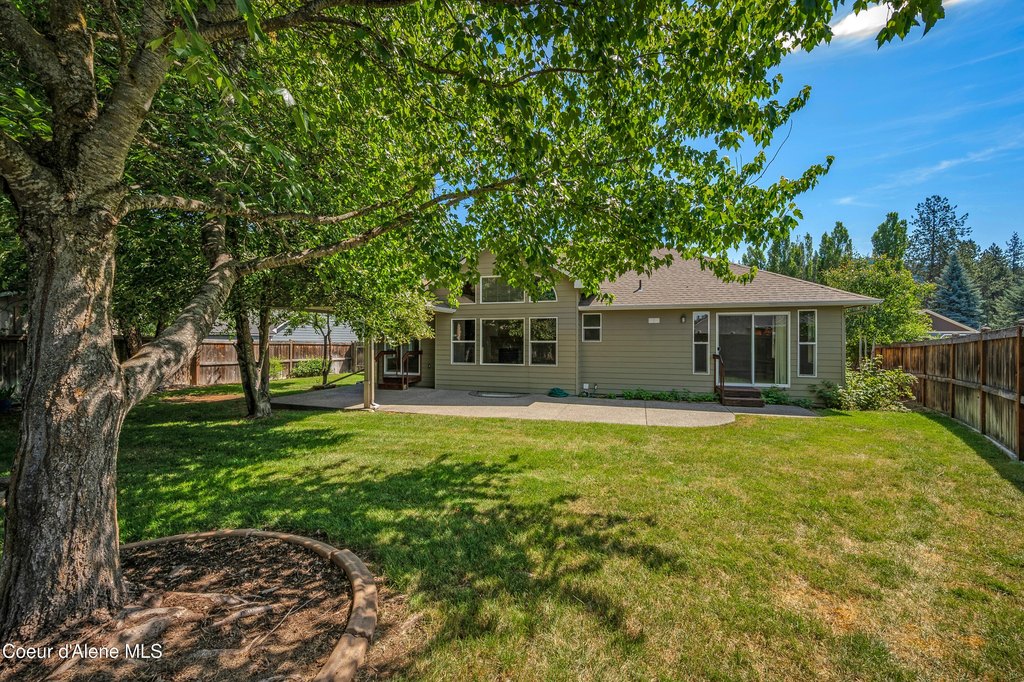 Coeur d'Alene, Idaho, 83815, United States, 4 Bedrooms Bedrooms, ,3 BathroomsBathrooms,Residential,Forsale,1913889