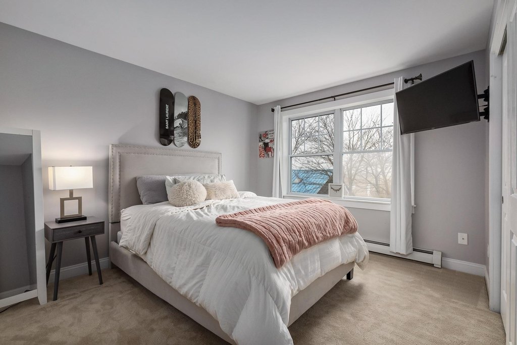 Hampton, New Hampshire, 03842, United States, 4 Bedrooms Bedrooms, ,3.5 BathroomsBathrooms,Residential,Forsale,1941231