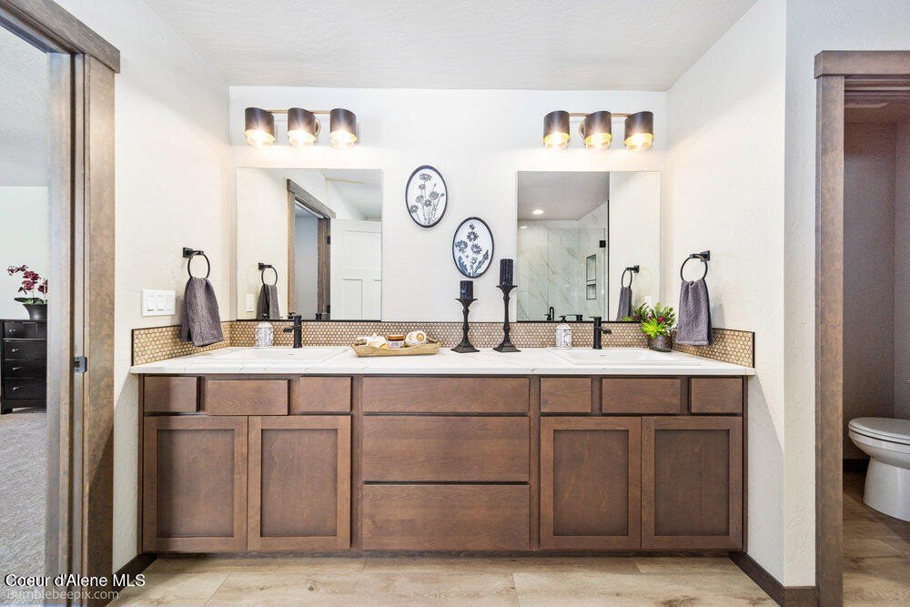 Post Falls, Idaho, 83854, United States, 5 Bedrooms Bedrooms, ,3 BathroomsBathrooms,Residential,Forsale,1984591