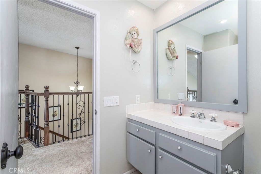 Valencia, California, 91355, United States, 3 Bedrooms Bedrooms, ,3 BathroomsBathrooms,Residential,Forsale,1919218