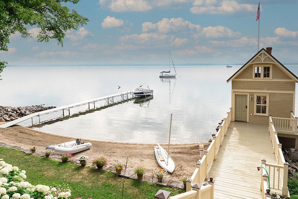 Essex, New York, 12936, United States, 6 Bedrooms Bedrooms, ,5.5 BathroomsBathrooms,Residential,Forsale,1953150