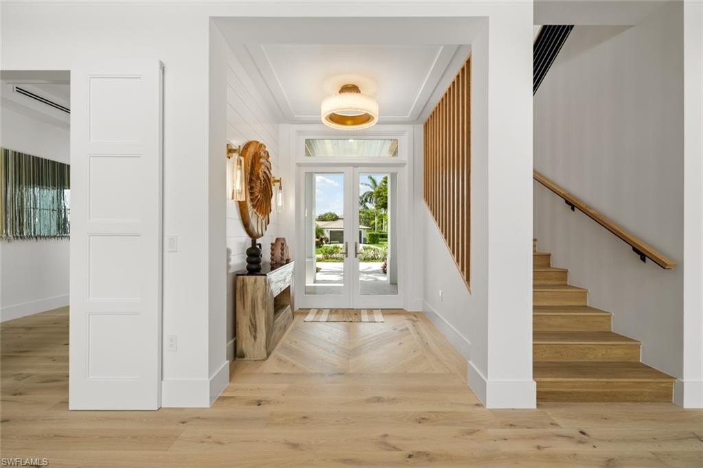 NAPLES, Florida, 34103, United States, 4 Bedrooms Bedrooms, ,4.5 BathroomsBathrooms,Residential,Forsale,1995084