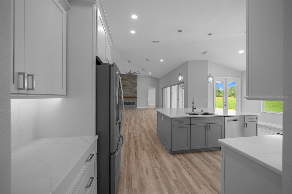 OCALA, Florida, 34480, United States, 4 Bedrooms Bedrooms, ,3 BathroomsBathrooms,Residential,Forsale,2009505