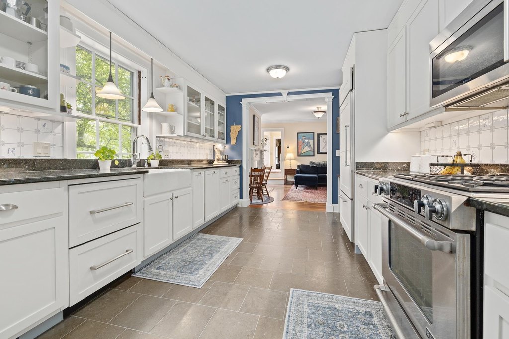 Woodstock, Vermont, 05091, United States, 3 Bedrooms Bedrooms, ,3.5 BathroomsBathrooms,Residential,Forsale,1999510