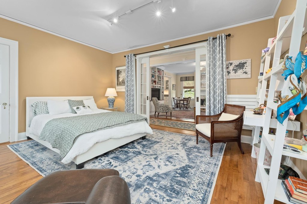 Woodstock, Vermont, 05091, United States, 3 Bedrooms Bedrooms, ,3.5 BathroomsBathrooms,Residential,Forsale,1999510