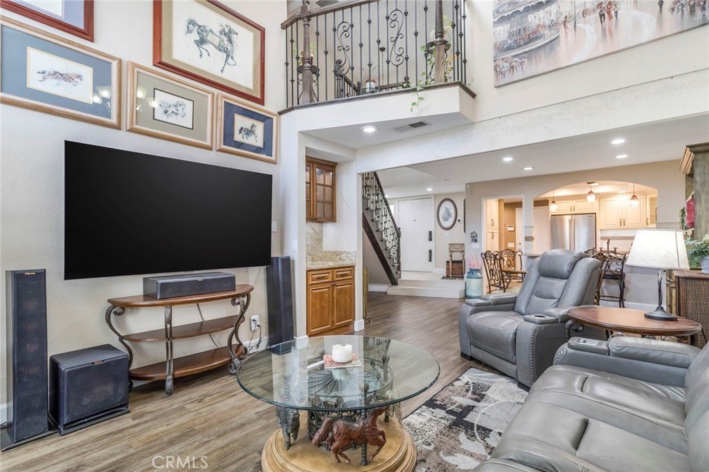 Valencia, California, 91355, United States, 3 Bedrooms Bedrooms, ,3 BathroomsBathrooms,Residential,Forsale,1919218