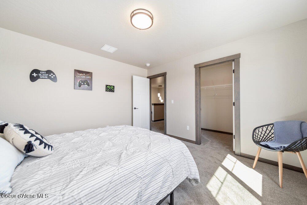 Post Falls, Idaho, 83854, United States, 5 Bedrooms Bedrooms, ,3 BathroomsBathrooms,Residential,Forsale,1984591