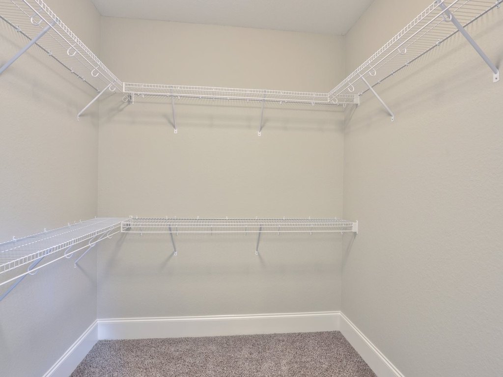 Tallahassee, Florida, 32312, United States, 4 Bedrooms Bedrooms, ,3.5 BathroomsBathrooms,Residential,Forsale,1926829