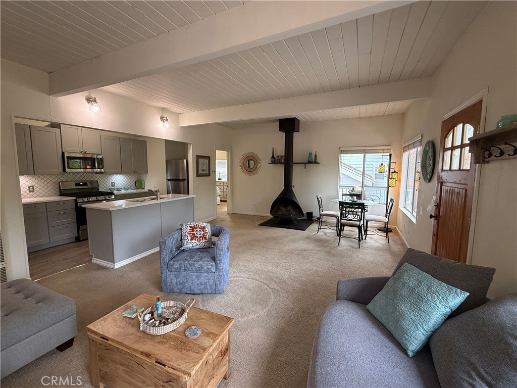 Cambria, California, 93428, United States, 2 Bedrooms Bedrooms, ,2 BathroomsBathrooms,Residential,Forsale,1929254