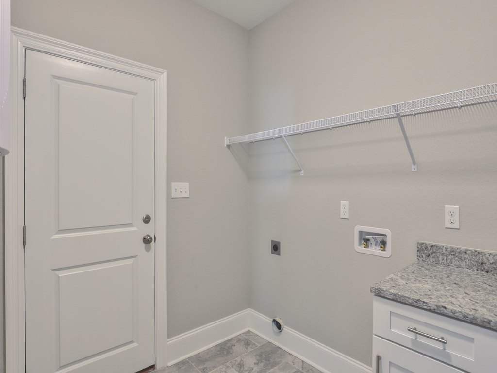 Tallahassee, Florida, 32312, United States, 4 Bedrooms Bedrooms, ,3.5 BathroomsBathrooms,Residential,Forsale,1926829