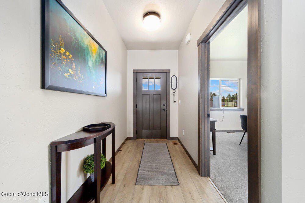 Post Falls, Idaho, 83854, United States, 5 Bedrooms Bedrooms, ,3 BathroomsBathrooms,Residential,Forsale,1984591