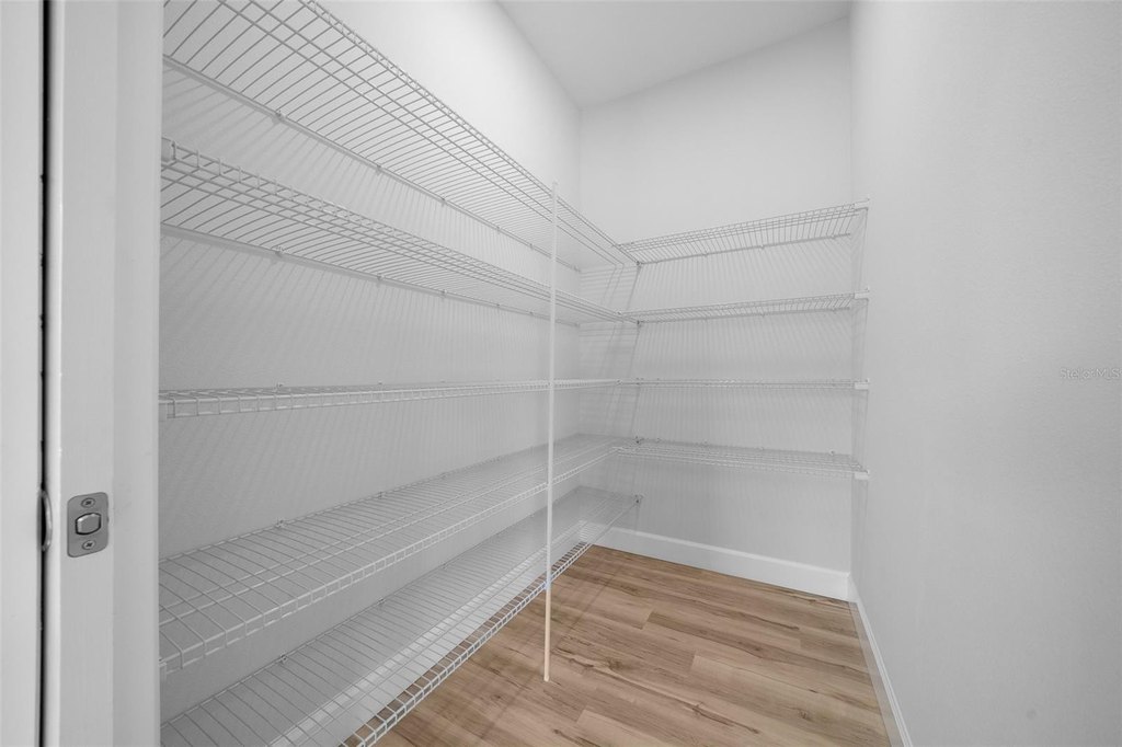 OCALA, Florida, 34480, United States, 4 Bedrooms Bedrooms, ,3 BathroomsBathrooms,Residential,Forsale,2009505