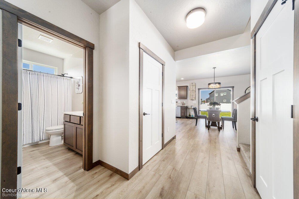 Post Falls, Idaho, 83854, United States, 5 Bedrooms Bedrooms, ,3 BathroomsBathrooms,Residential,Forsale,1984591