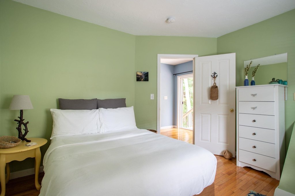 Hampton, New Hampshire, 03842, United States, 2 Bedrooms Bedrooms, ,1 BathroomBathrooms,Residential,Forsale,1941251