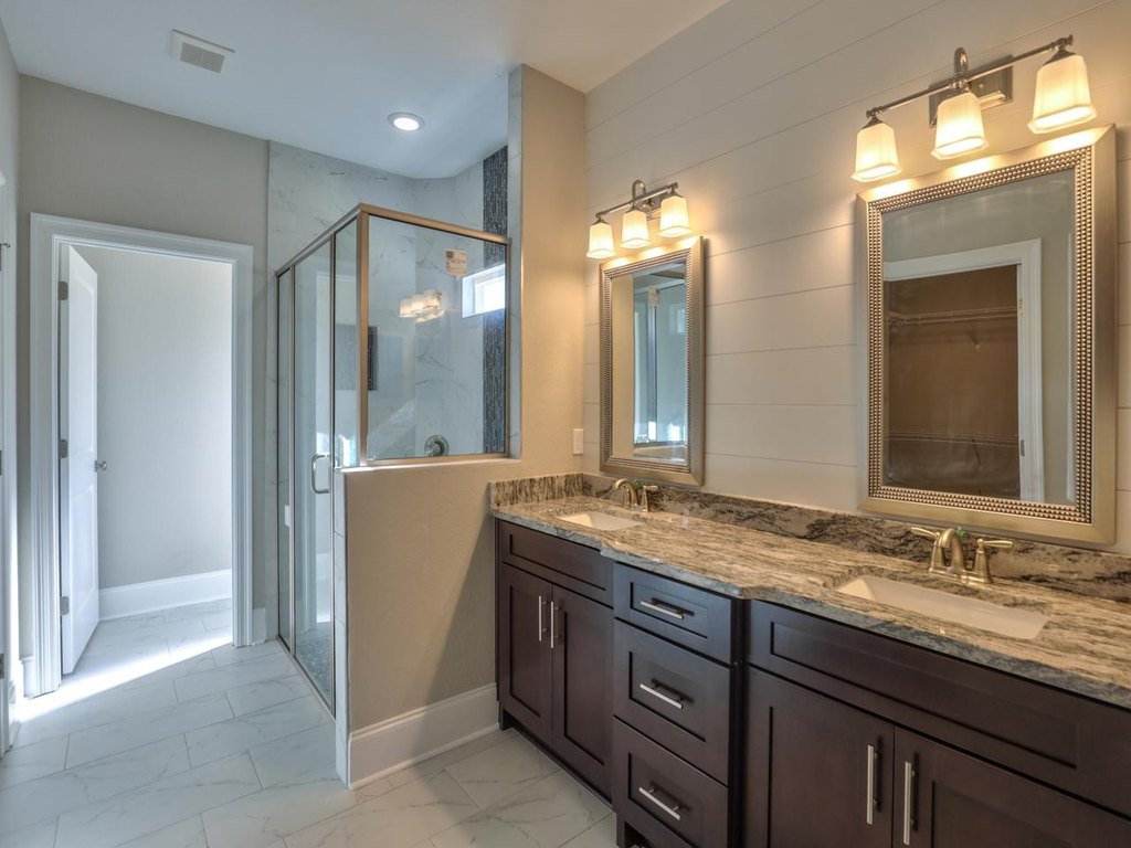 Tallahassee, Florida, 32312, United States, 4 Bedrooms Bedrooms, ,3.5 BathroomsBathrooms,Residential,Forsale,1926829