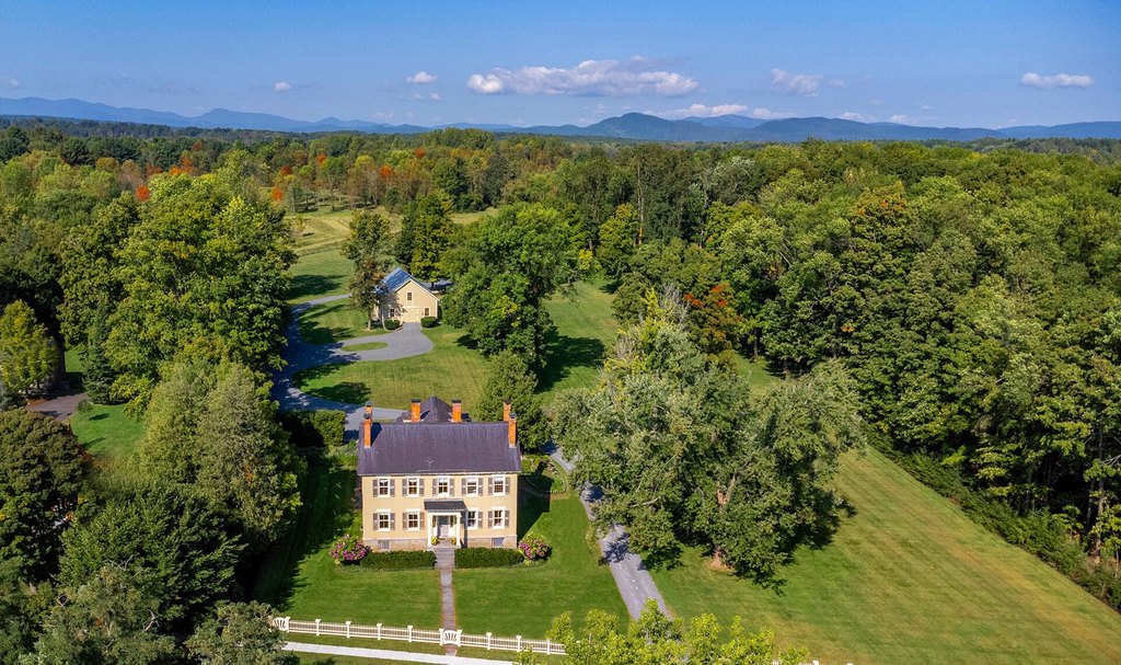 Essex, New York, 12936, United States, 6 Bedrooms Bedrooms, ,5.5 BathroomsBathrooms,Residential,Forsale,1953150