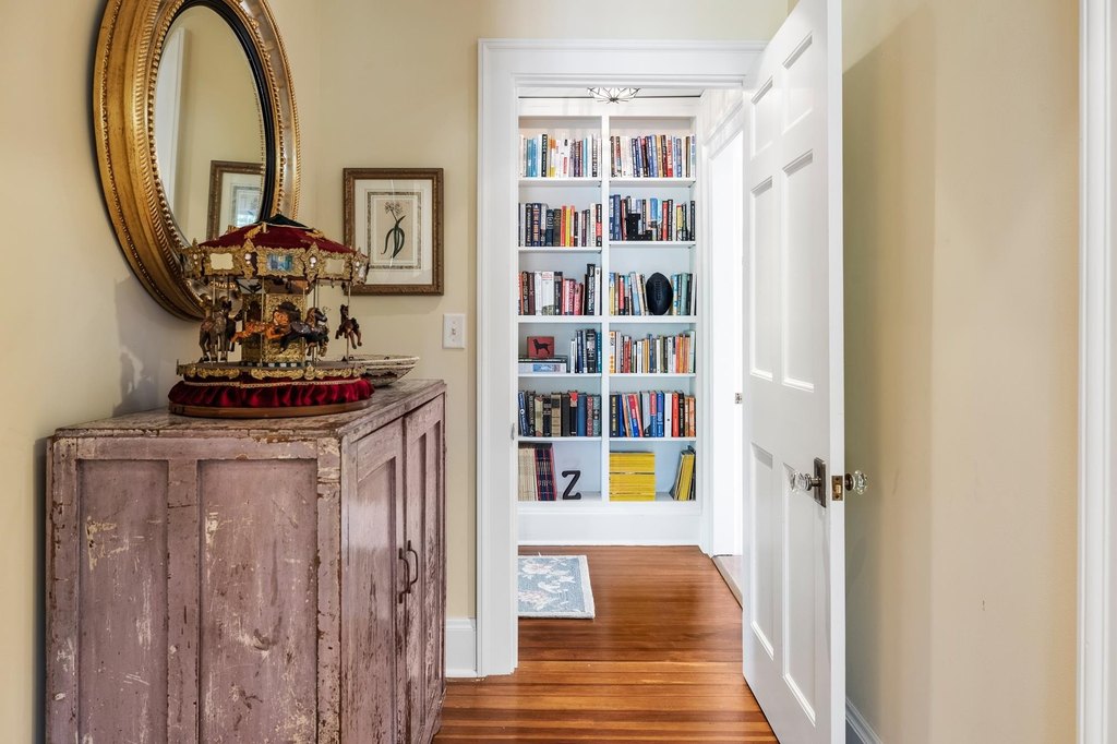 Woodstock, Vermont, 05091, United States, 3 Bedrooms Bedrooms, ,3.5 BathroomsBathrooms,Residential,Forsale,1999510