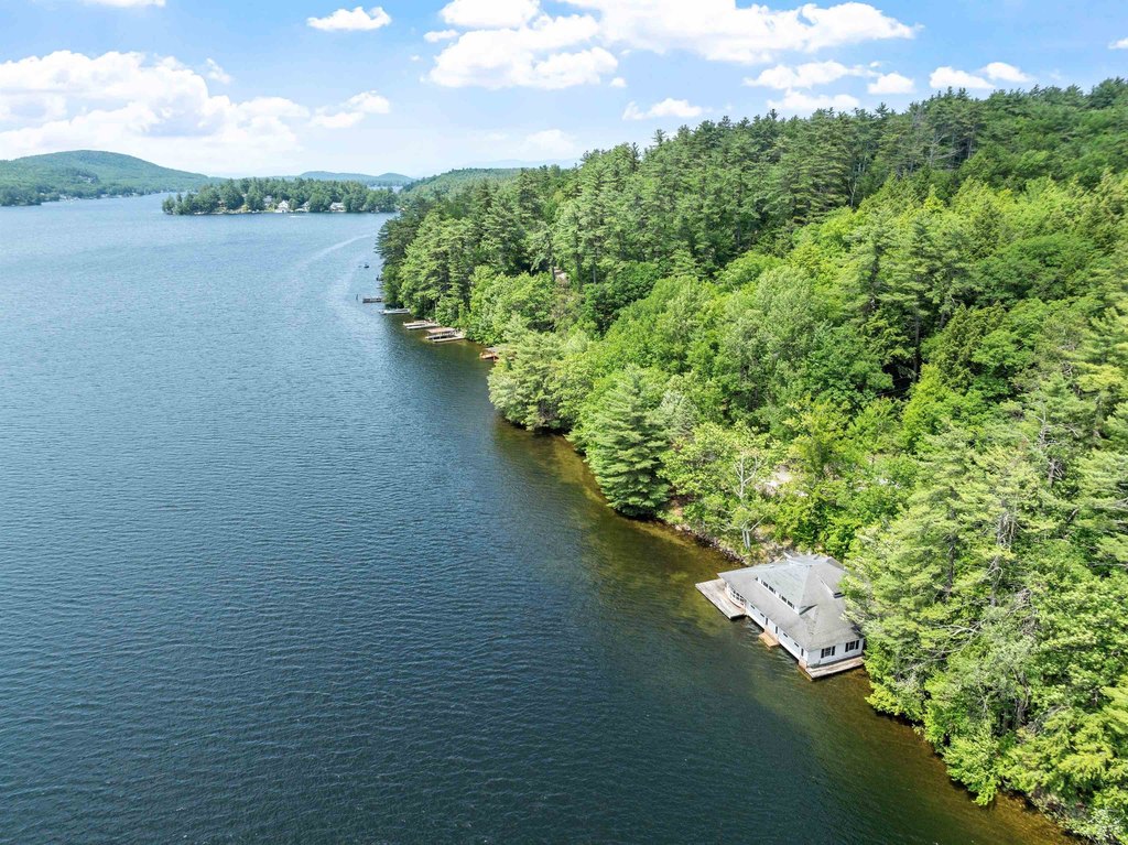 Alton, New Hampshire, 03810, United States, 2 Bedrooms Bedrooms, ,1.5 BathroomsBathrooms,Residential,Forsale,1894004