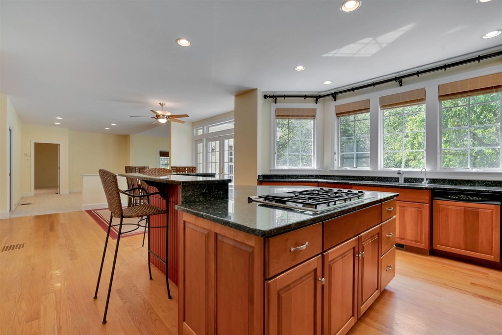 North Hampton, New Hampshire, 03862, United States, 5 Bedrooms Bedrooms, ,4.5 BathroomsBathrooms,Residential,Forsale,1933933