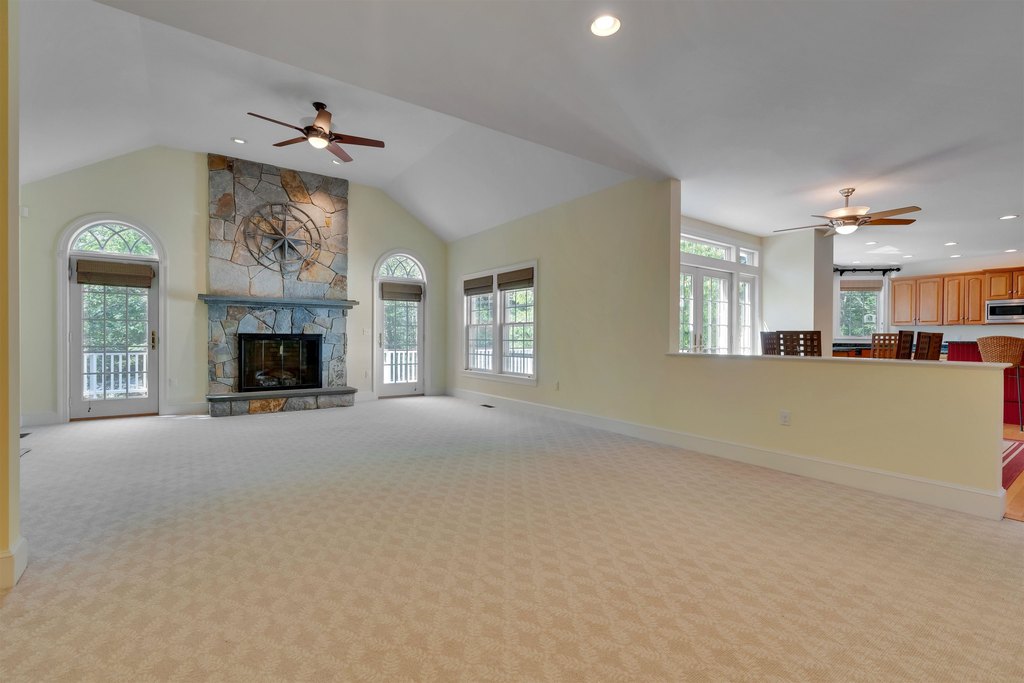 North Hampton, New Hampshire, 03862, United States, 5 Bedrooms Bedrooms, ,4.5 BathroomsBathrooms,Residential,Forsale,1933933