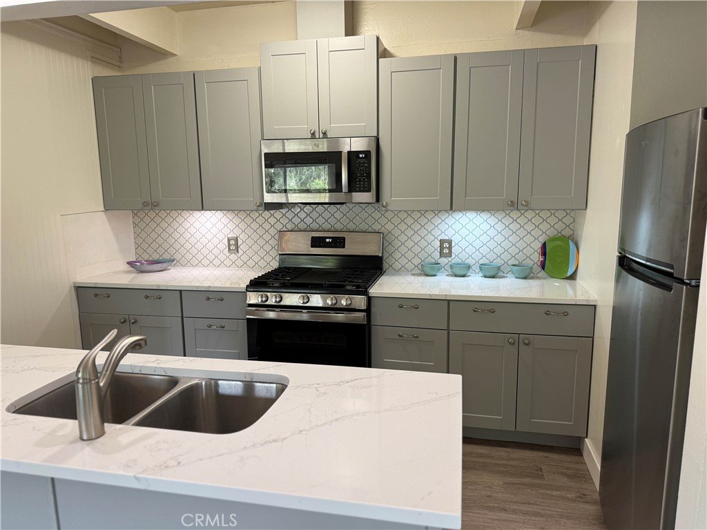 Cambria, California, 93428, United States, 2 Bedrooms Bedrooms, ,2 BathroomsBathrooms,Residential,Forsale,1929254