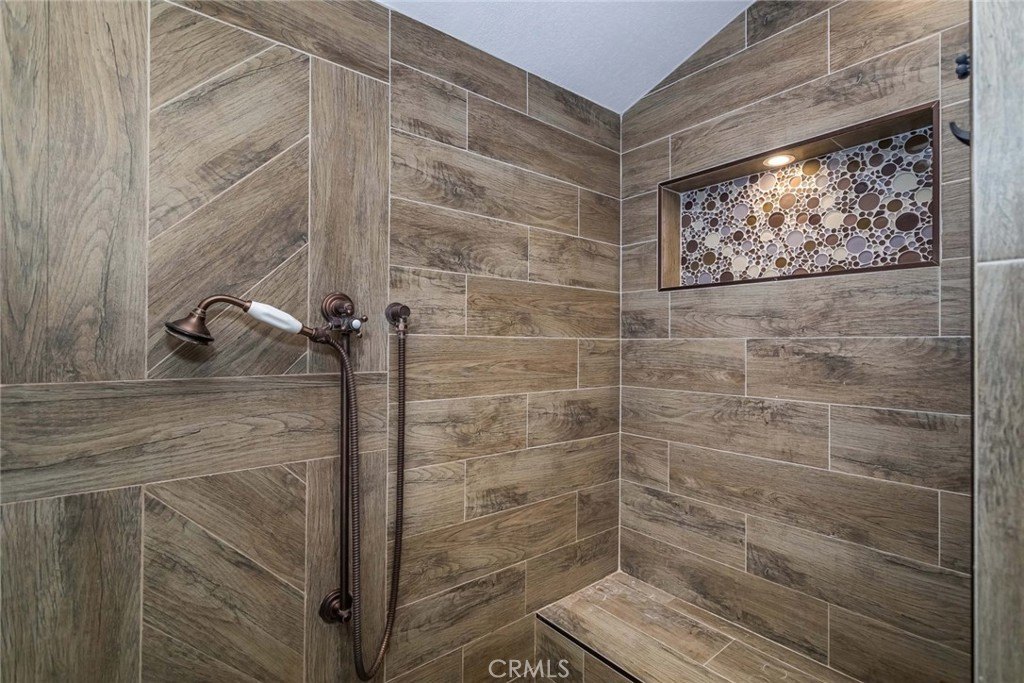 Valencia, California, 91355, United States, 3 Bedrooms Bedrooms, ,3 BathroomsBathrooms,Residential,Forsale,1919218