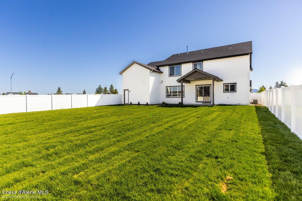 Post Falls, Idaho, 83854, United States, 5 Bedrooms Bedrooms, ,3 BathroomsBathrooms,Residential,Forsale,1984591