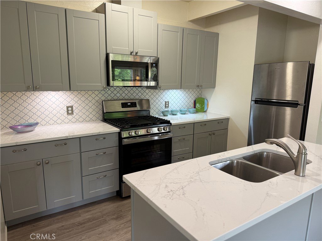 Cambria, California, 93428, United States, 2 Bedrooms Bedrooms, ,2 BathroomsBathrooms,Residential,Forsale,1929254