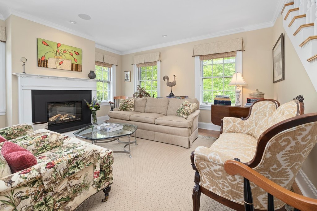 Woodstock, Vermont, 05091, United States, 3 Bedrooms Bedrooms, ,3.5 BathroomsBathrooms,Residential,Forsale,1999510