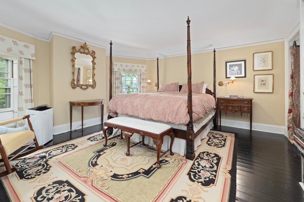 Woodstock, Vermont, 05091, United States, 3 Bedrooms Bedrooms, ,3.5 BathroomsBathrooms,Residential,Forsale,1999510