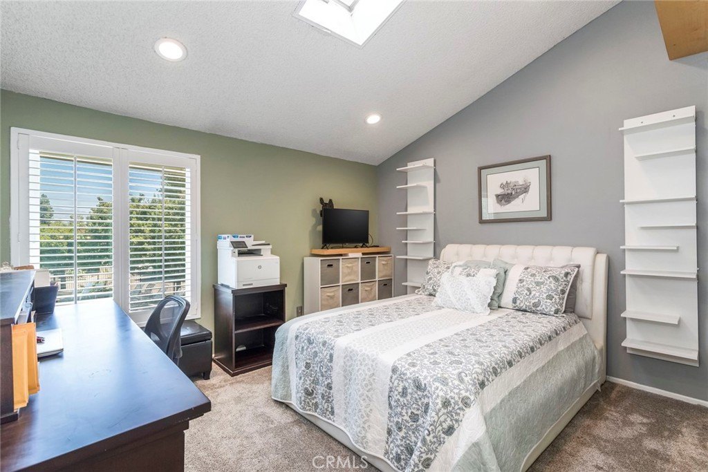 Valencia, California, 91355, United States, 3 Bedrooms Bedrooms, ,3 BathroomsBathrooms,Residential,Forsale,1919218