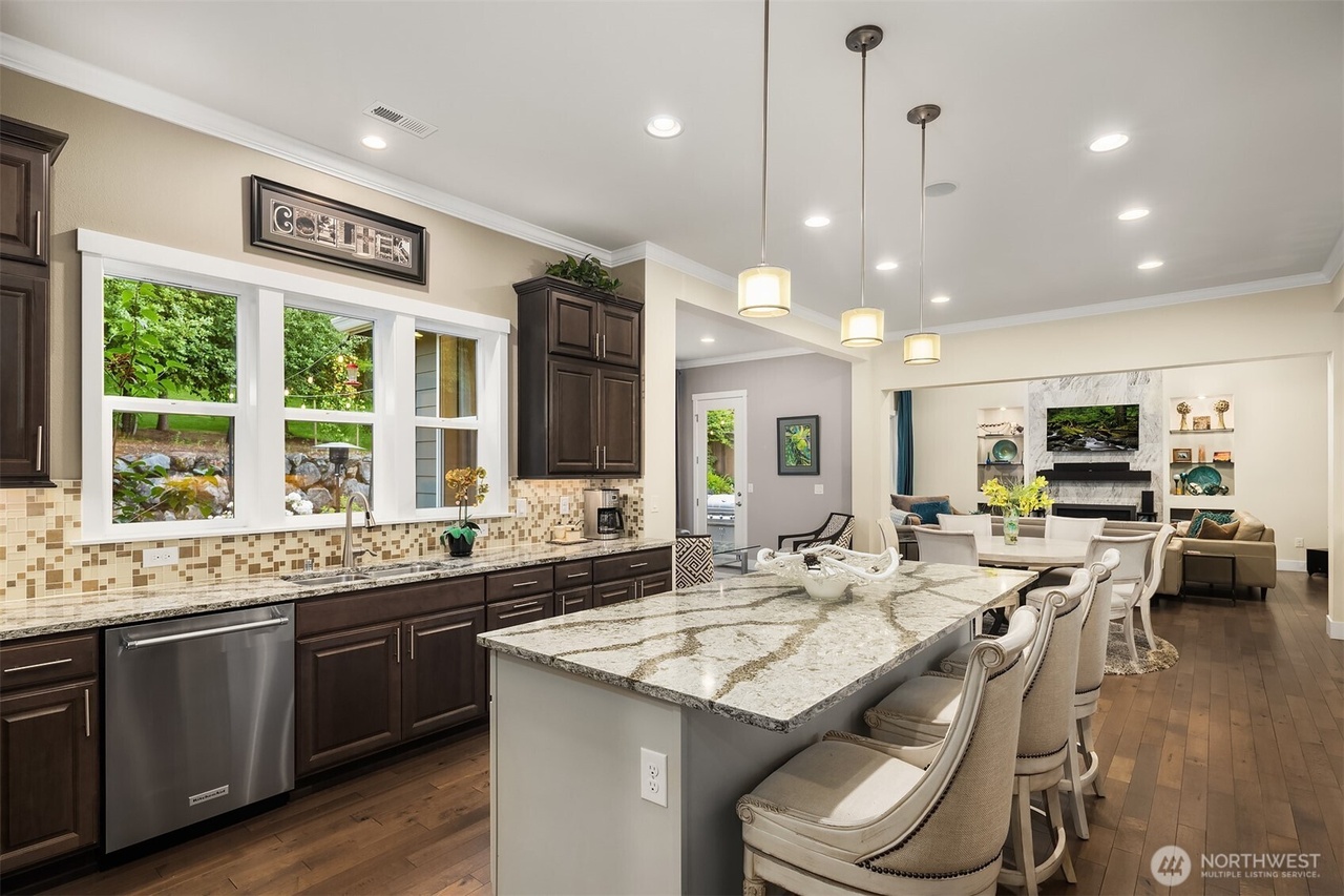 Bothell, Washington, 98012, United States, 5 Bedrooms Bedrooms, ,3 BathroomsBathrooms,Residential,Forsale,1904605