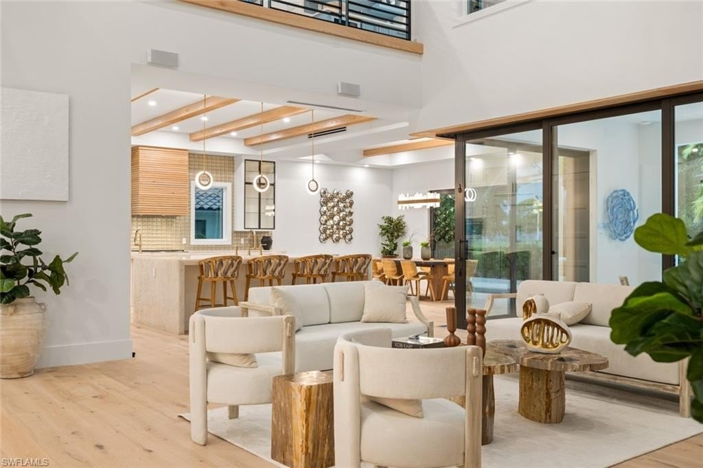 NAPLES, Florida, 34103, United States, 4 Bedrooms Bedrooms, ,4.5 BathroomsBathrooms,Residential,Forsale,1995084